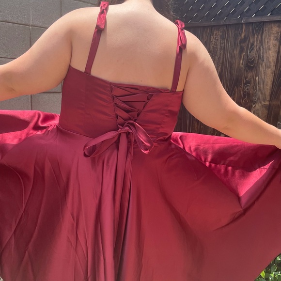 Sweetheart Satin Prom Dress - Picture 9 of 13